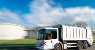 Copyright : Ville de Lomme / Camion-Poubelles