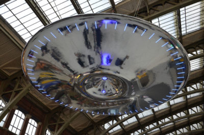 Copyright : Zoom Sur Lille / UFO de Ross Lovegrove art_lille3000_fantastic07