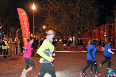 Copyright : Zoom Sur Lille / Urban Trail de Lille - Batucada - entrée parc Jean-Baptiste Lebas