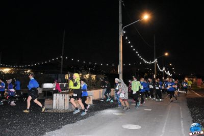 Copyright : Zoom Sur Lille / Urban Trail de Lille - Coureurs et marcheurs dans le Cours St So