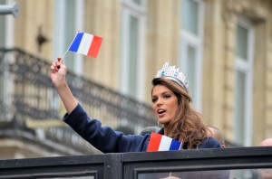 Parade Miss Univers 2016 - Iris Mittenaere 15