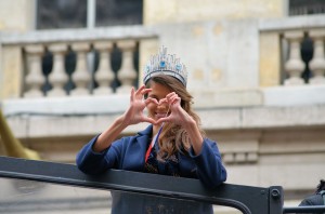 Parade Miss Univers 2016 - Iris Mittenaere 28
