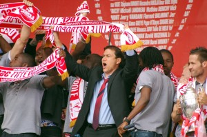 losc03_16_20110516_2075420828