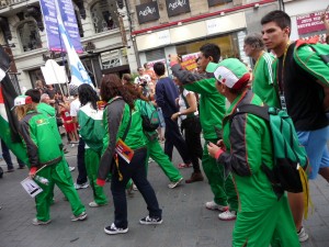 parade08_13_20110707_1095610005