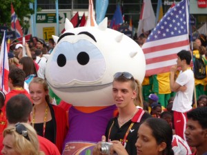 parade10_18_20110707_2037873387 