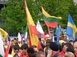 parade11_13_20110707_1927286587 