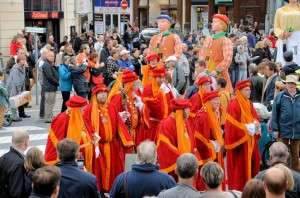 parade_geants2015_101     