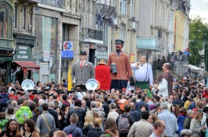 parade_geants2015_111