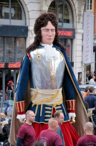 parade_geants2015_112