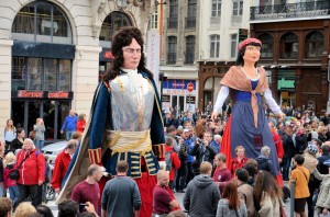 parade_geants2015_114