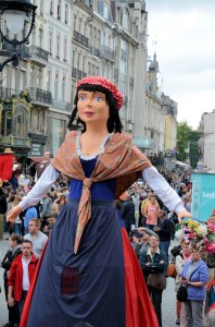 parade_geants2015_116