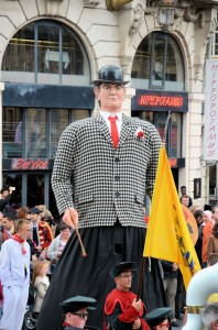parade_geants2015_119    