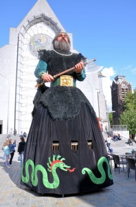 parade_geants2015_41
