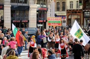 parade_geants2015_71