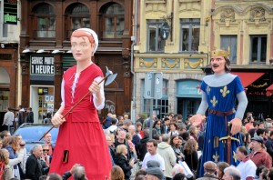 parade_geants2015_82
