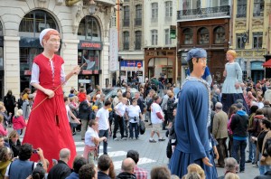 parade_geants2015_86