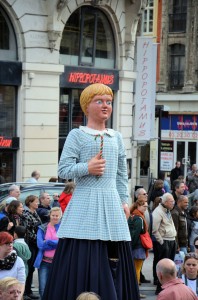 parade_geants2015_90