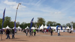 route_du_louvre_26_20100516_1714233008 