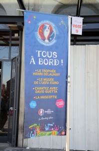Tournée du Trophée UEFA EURO 2016 01            